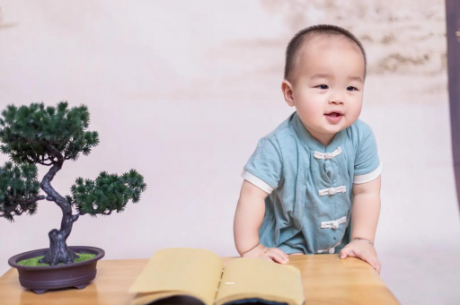 北京代生子机构包男孩宝宝多大可以吃辅食